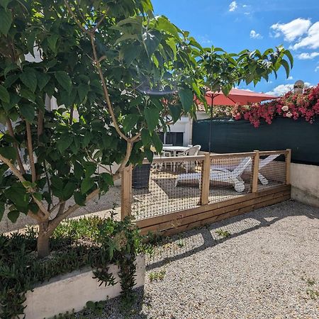 Spacious Nest With Terrace Near The Beach Saint-Hilaire-de-Talmont Εξωτερικό φωτογραφία