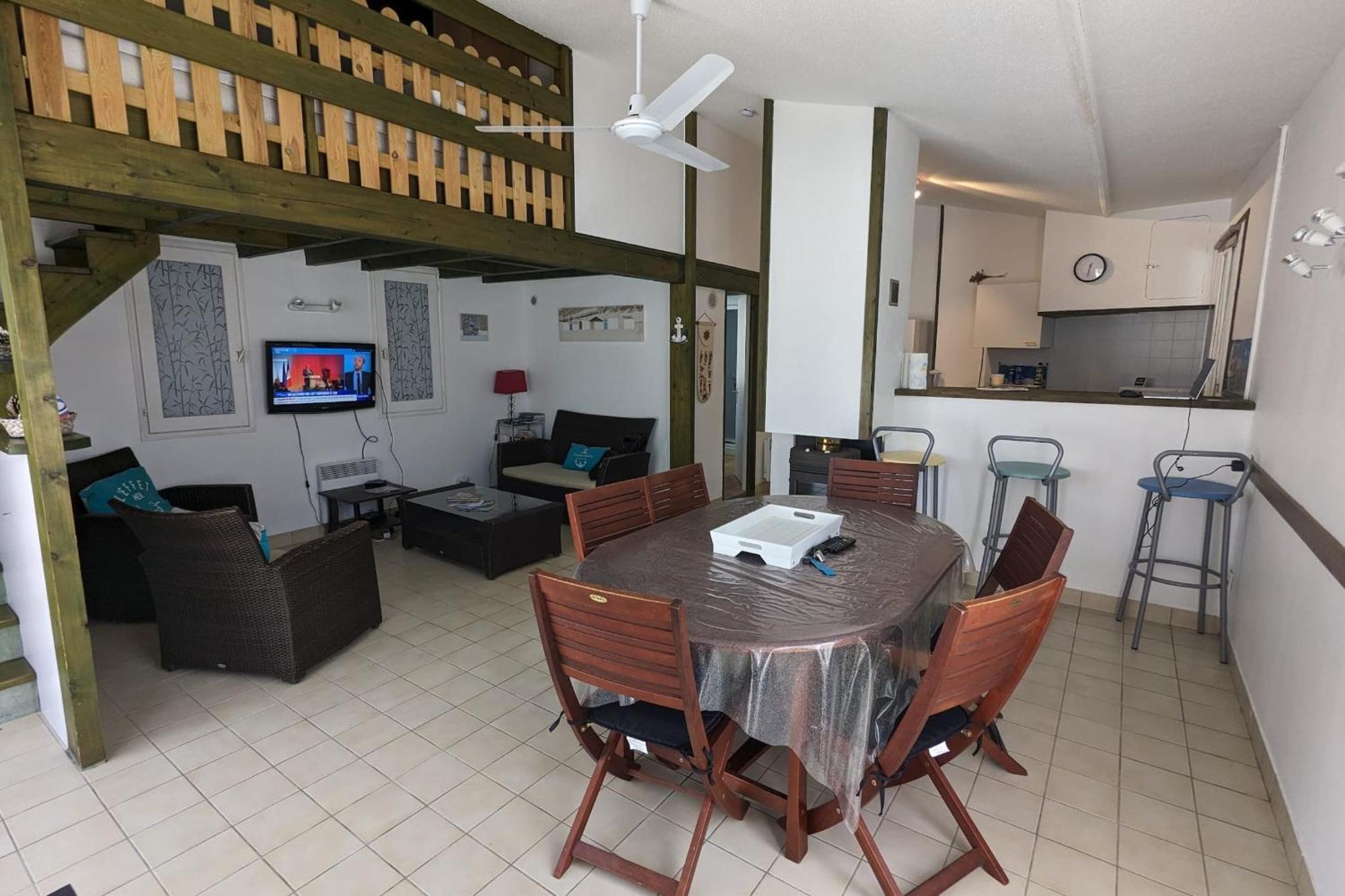 Spacious Nest With Terrace Near The Beach Saint-Hilaire-de-Talmont Εξωτερικό φωτογραφία